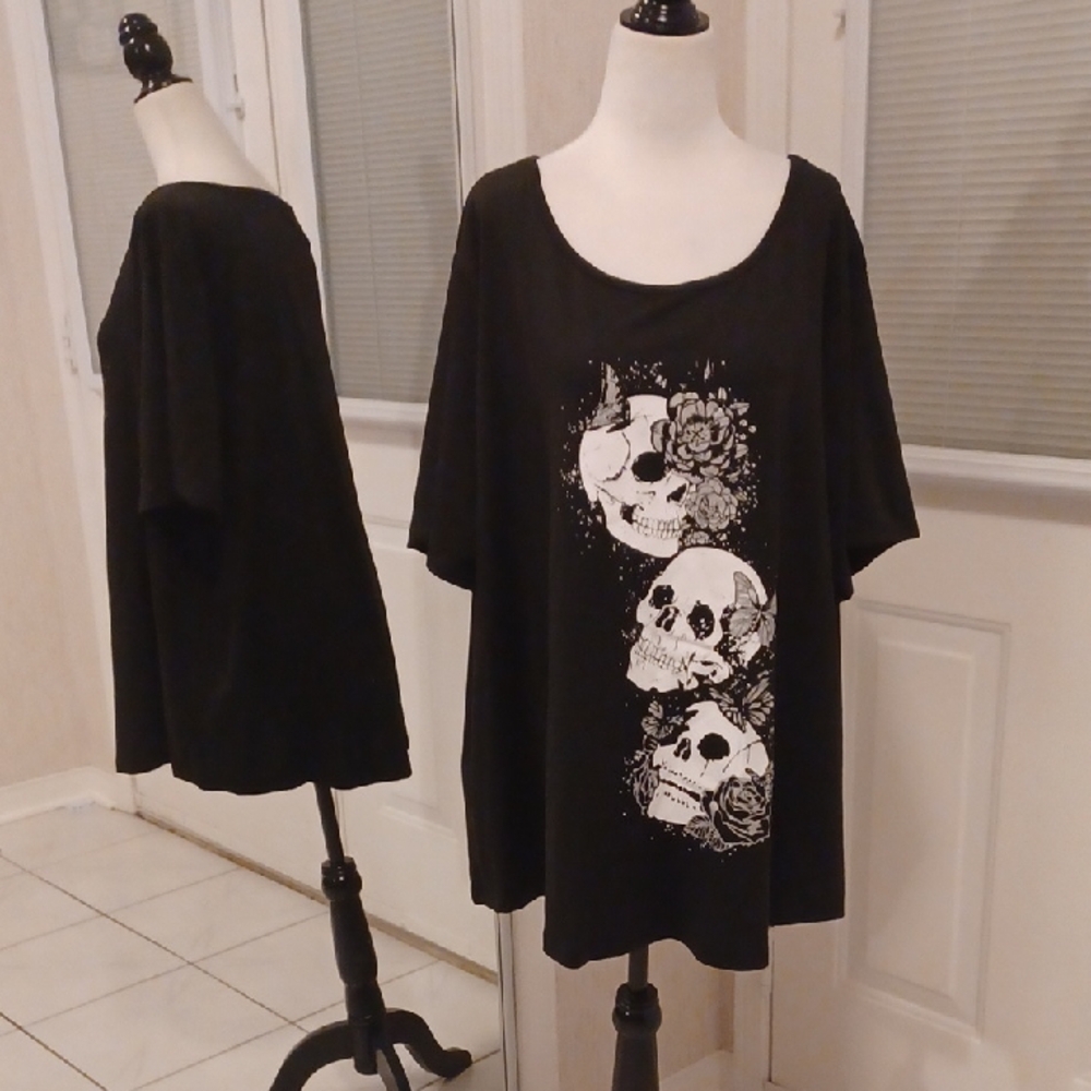 4/$60 New Black Skull Graphic Tee - Size 3XL (US18)